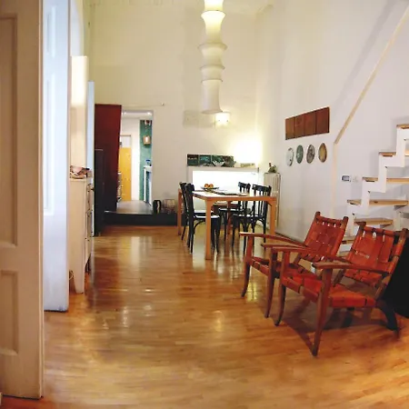 Tribu Bed & Breakfast Napels