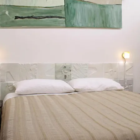 Tribu Bed & Breakfast Napels