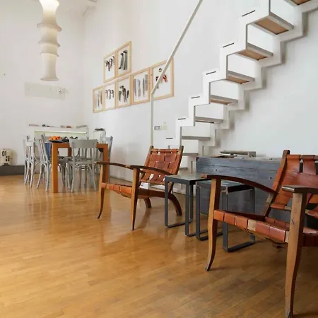 Tribu Bed & Breakfast Napels